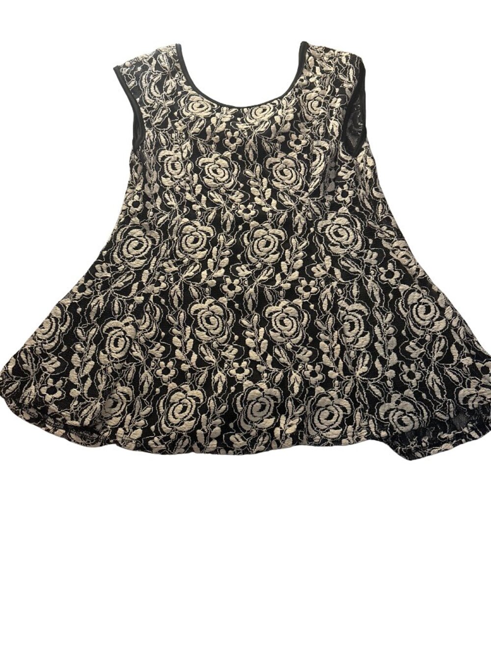 Julie’s Closet Black and Cream Floral Lace Swing Tank Size Large
